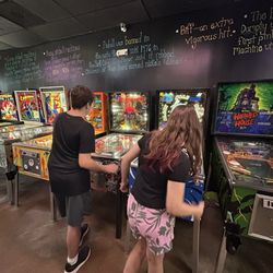 The Lazarus Pinball Museum - Pinball fun!