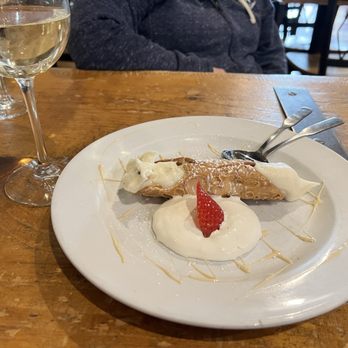 Pizzeria Luca - Cannoli - Pizza Near Me - Albuquerque, New Mexico