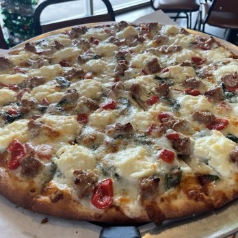 Submarinos Pizzeria - The Super White, with spinach and roasted red peppers swapped in for the tomato slices and red onion slivers. - Pizza Near Me - Glendale, Arizona Submarinos Pizzeria - The Super White, with spinach and roasted red peppers swapped in for the tomato slices and red onion slivers. - Pizza Near Me - Glendale, Arizona