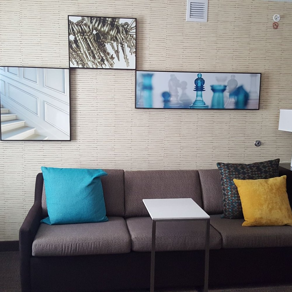 Nice room! Nice room!