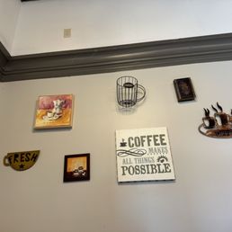 Decor in the cozier room