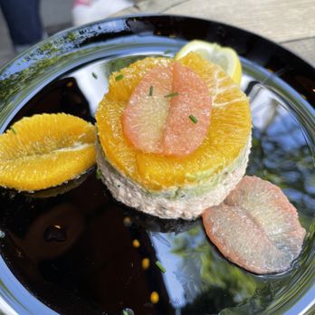 Le Dunkerque - Crab salad with avocado - Brasseries Near Me - Paris, 75 Le Dunkerque - Crab salad with avocado - Brasseries Near Me - Paris, 75