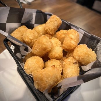 Stella Point Grille - Tots - Bars Near Me - Kensington, Maryland