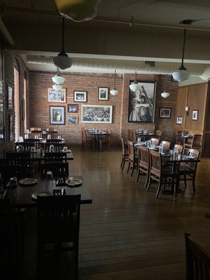 Louis Ristorante & Bar by null