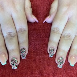 Top Coat Nail Studio