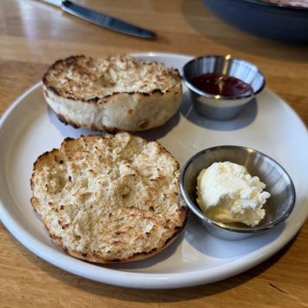 J Nichols Kitchen - English muffin - New American Near Me - Marina Del Rey, California J Nichols Kitchen - English muffin - New American Near Me - Marina Del Rey, California