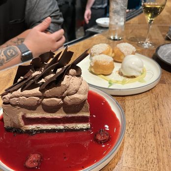 High Steaks - Pie caken cheesecake and keylime donuts - Steakhouses Near Me - Las Vegas, Nevada High Steaks - Pie caken cheesecake and keylime donuts - Steakhouses Near Me - Las Vegas, Nevada