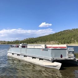 Panguitch Lake - You can rent all sorts of different water craft.
