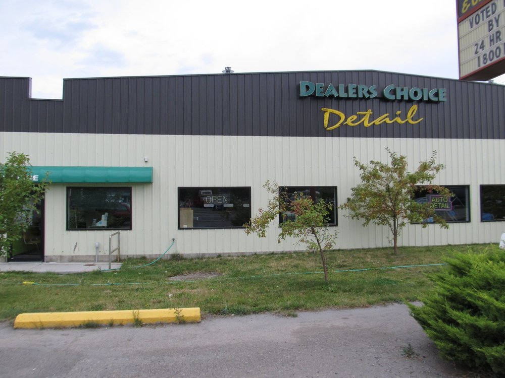 DEALERS CHOICE DETAIL Updated August 2024 335 N Russell St