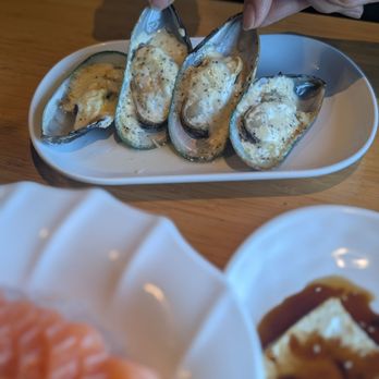 Makimono - Sushi Bars Near Me - Toronto, Ontario Makimono - Sushi Bars Near Me - Toronto, Ontario