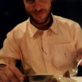 Lewnes' Steakhouse - Steakhouses Near Me - Annapolis, Maryland