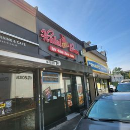 Outside of Halal Bros Grill