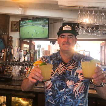 Tower 12 - Brady. - Bars Near Me - Hermosa Beach, California