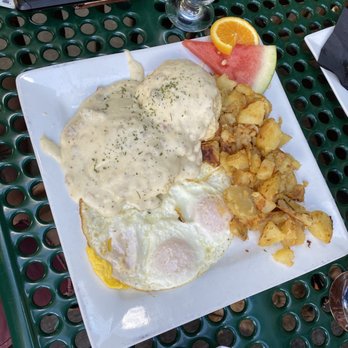 Mom's Restaurant - Biscuits and gravy - Breakfast & Brunch Near Me - Chico, California Mom's Restaurant - Biscuits and gravy - Breakfast & Brunch Near Me - Chico, California