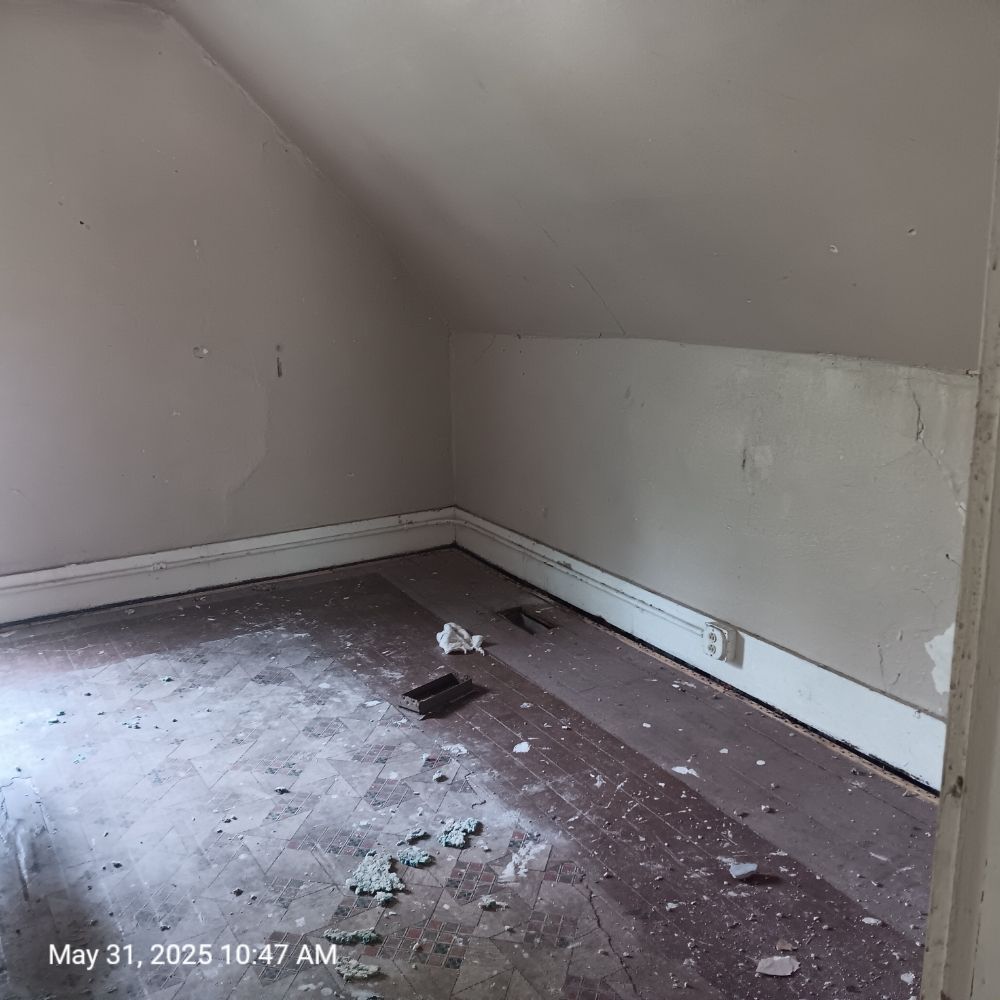 Slide of Reneau's Remodeling