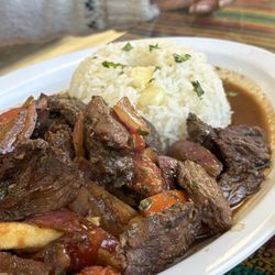 Carlita's Antojitos - Lomo saltado