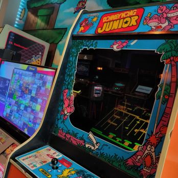 KingCade - old school arcade games with modern console games - Arcades Near Me - Overland Park, Kansas KingCade - old school arcade games with modern console games - Arcades Near Me - Overland Park, Kansas