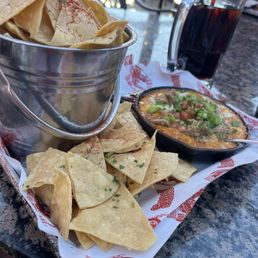 Pulled pork queso