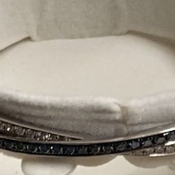 Beverly's - Watches Near Me - Charlotte Amalie, Virgin Islands Beverly's - Watches Near Me - Charlotte Amalie, Virgin Islands