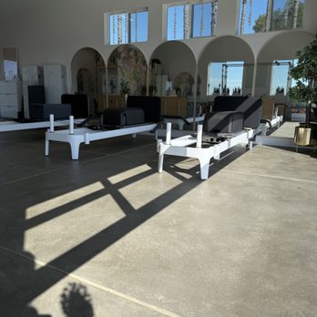 Movelle Pilates - Offers: Pilates private, semi privates, trio private, bachelorette & birthday parties, wellness events - Pilates Near Me - Bonsall, California Movelle Pilates - Offers: Pilates private, semi privates, trio private, bachelorette & birthday parties, wellness events - Pilates Near Me - Bonsall, California