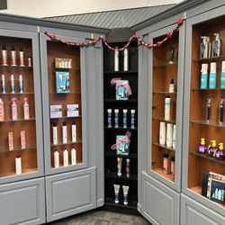 Giovanni Hair Fashions - Available products are well displayed