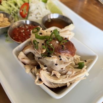 Lunchboxx - Rotisserie Chicken for lettuce wraps - American Near Me - Denver, Colorado