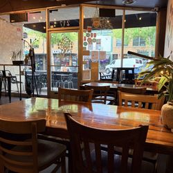 The Fig Tree Coffee, Art, & Music Lounge - Interior