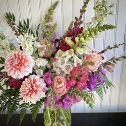 AR Pontius Flower Shop - Gorgeous summer arrangement