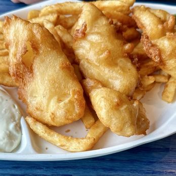 Mo's Seafood & Chowder - Halibut Fish & Chips - Seafood Near Me - Cannon Beach, Oregon Mo's Seafood & Chowder - Halibut Fish & Chips - Seafood Near Me - Cannon Beach, Oregon