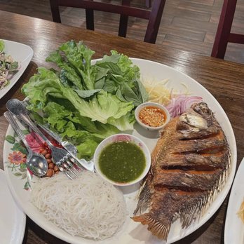 Thai Mom - Thai Near Me - Vienna, Virginia