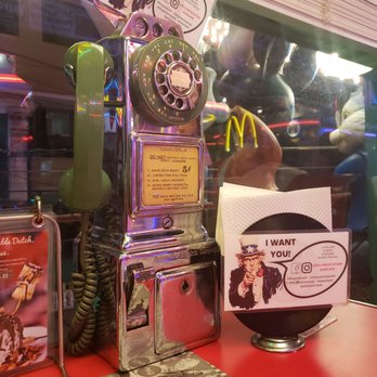 Filling Station Bar and Cafe - American Near Me - Makati, NCR