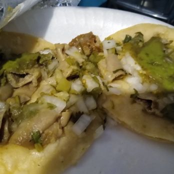 La Canada Taqueria - Tripas with salsa, cilantro and onions. - Mexican Near Me - Los Angeles, California La Canada Taqueria - Tripas with salsa, cilantro and onions. - Mexican Near Me - Los Angeles, California