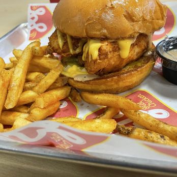 AJ's Hot Chicken - Dad Joke Sammy Meal - Chicken Shop Near Me - Richardson, Texas