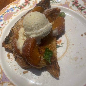 Unconventional Diner - French Toast - Breakfast & Brunch Near Me - Washington, DC, District of Columbia Unconventional Diner - French Toast - Breakfast & Brunch Near Me - Washington, DC, District of Columbia