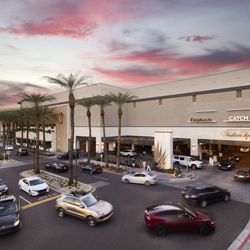 Sunset view of Élephante, Catch and Society Swan outside Scottsdale Fashion Square.