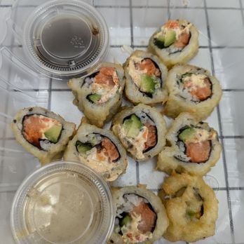 Little Lilly Sushi Too - Sushi Bars Near Me - Keller, Texas