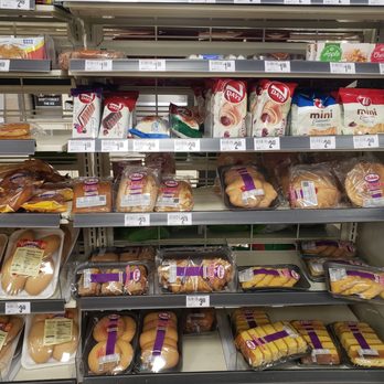 7-Eleven - a variety of breads on shelves - Convenience Stores Near Me - Sterling, Virginia 7-Eleven - a variety of breads on shelves - Convenience Stores Near Me - Sterling, Virginia