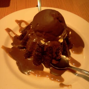 Chili's - Molten lava brownie - American Near Me - Concord, California