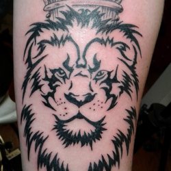 Crowned Lion tattoo by Michael Barber