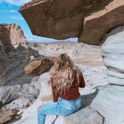 Big Orange Jeep Tours and Rentals - Visiting the hoodoos on the Big Orange Jeeps Tour. Photos by @prettyliltraveler