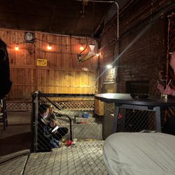 19 Bar - Porch