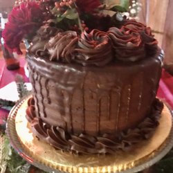 Brookshire's - Brookshire's 3 layer chocolate cake (we added the floral)