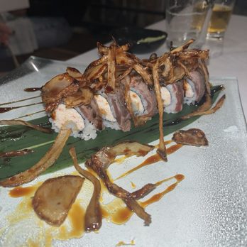 Glass Box San Diego - Kobe Beef Roll - Seafood Near Me - San Diego, California Glass Box San Diego - Kobe Beef Roll - Seafood Near Me - San Diego, California