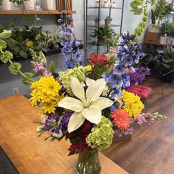 Coady Florist - Garden-style designer's choice flower arrangement. Delivery to Somerville.