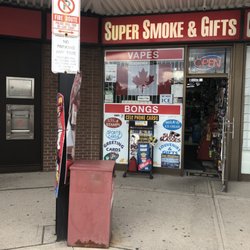 Super Smoke and Gift