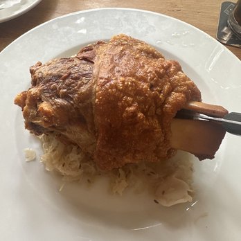 Eisgrub-Bräu - Schweinhaxe - Dive Bars Near Me - Mainz, RP