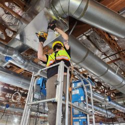 AirCare USA - 5 unit air duct cleaning in Federal Way for a new restaurant opening soon