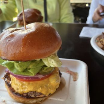 Scolari's Good Eats - Classic Burger - Burgers Near Me - Alameda, California