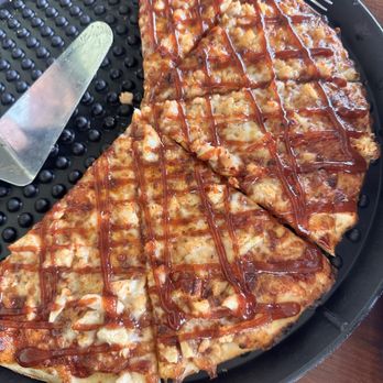 Mother Tucker's Pizza - Large barbecue chicken pizza on hand-tossed crust - Pizza Near Me - Lamar, Missouri Mother Tucker's Pizza - Large barbecue chicken pizza on hand-tossed crust - Pizza Near Me - Lamar, Missouri