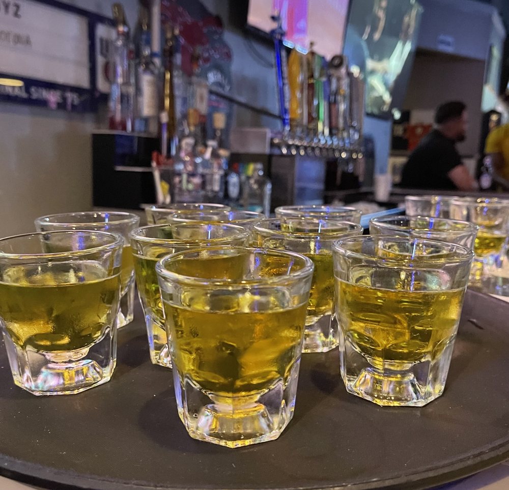 Da Boyz Sports Bar and Grill Image